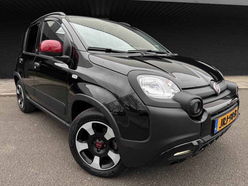 Fiat Panda 1.0 hybrid red cross // carplay , android auto //