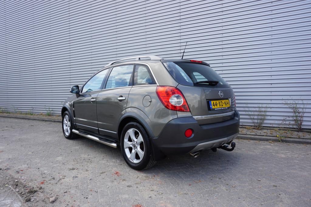 Opel Antara 3.2 v6 cosmo automaat / airco / navi / cruise / pano / stoelver