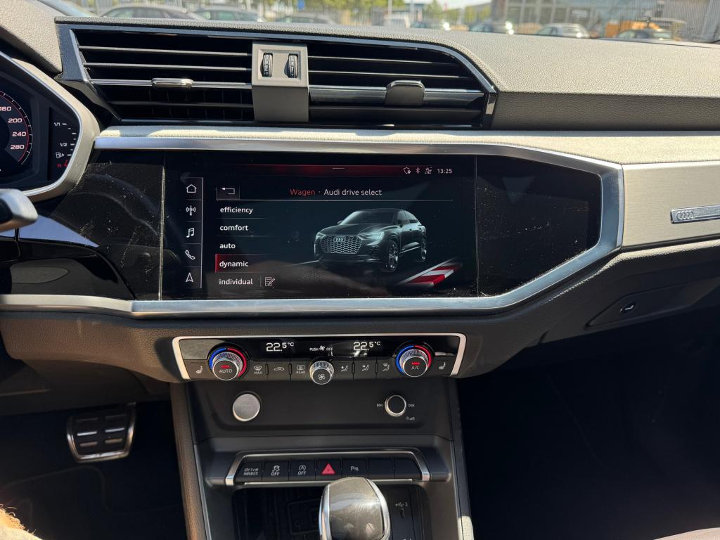 Audi Q3 sportback 35 tfsi s-line 3x * panoramadak * lederen sportstoelen * 