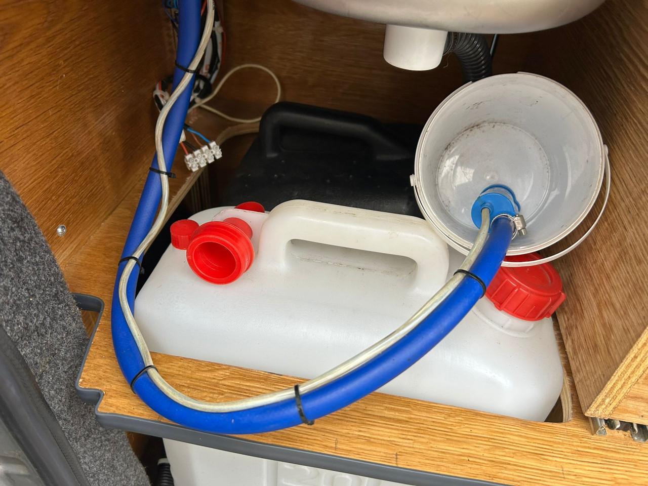 Citroen Jumpy Rechts Gestuurd Compleet met Tent en Keuken en Matras