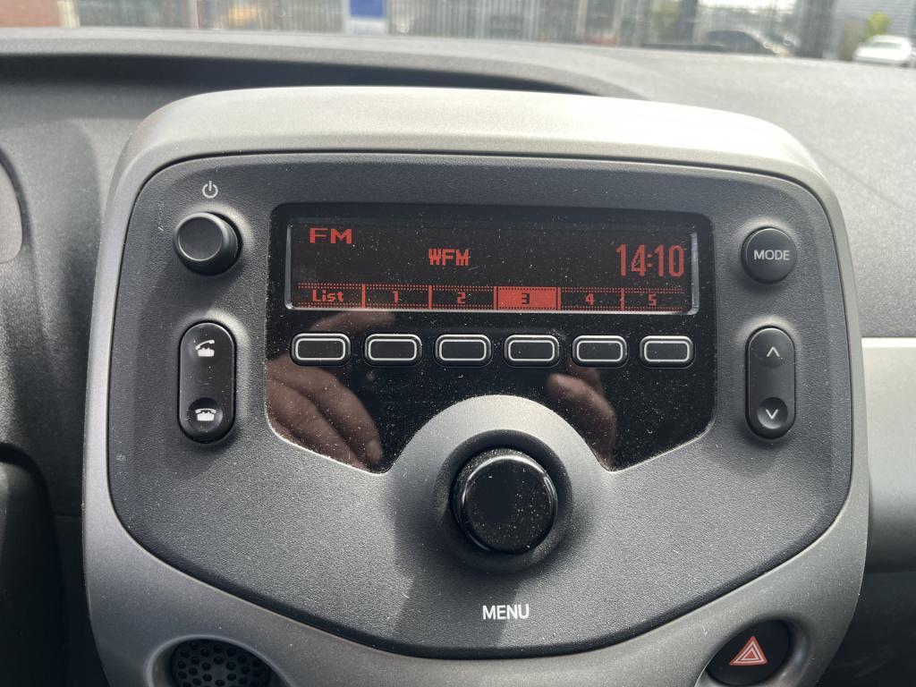 Peugeot 108 1.0 e-vti active 44 dkm airco