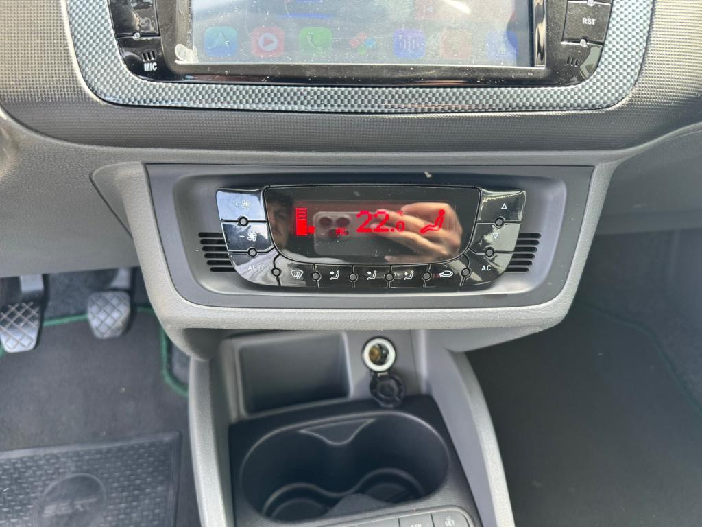 Seat Ibiza 1.4 stylance * carplay * airco * nieuwe apk * pdc