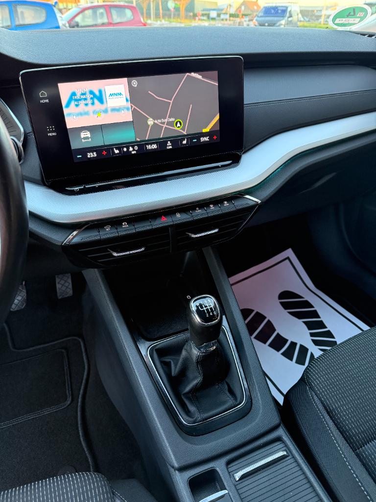 Skoda Octavia combi 1.5 tsi - first edition