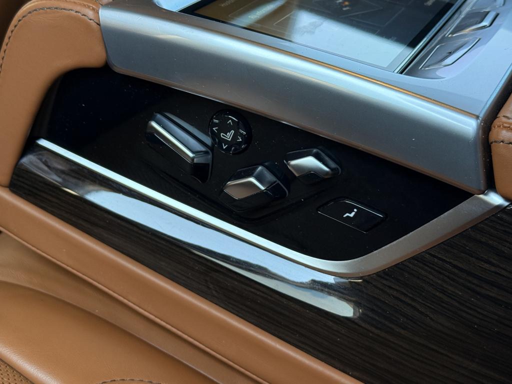 BMW 7 Serie 740i high executive | harman kardon | schuif/kanteldak | soft c