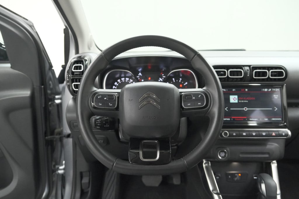 Citroen C3 Aircross puretech 130 eat6 max | camera | apple carplay | parkee