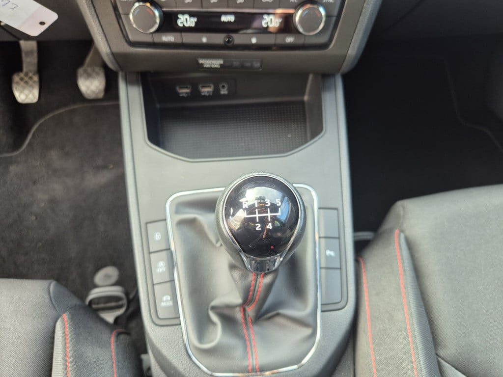 Seat Ibiza 1.0 tsi fr business intense