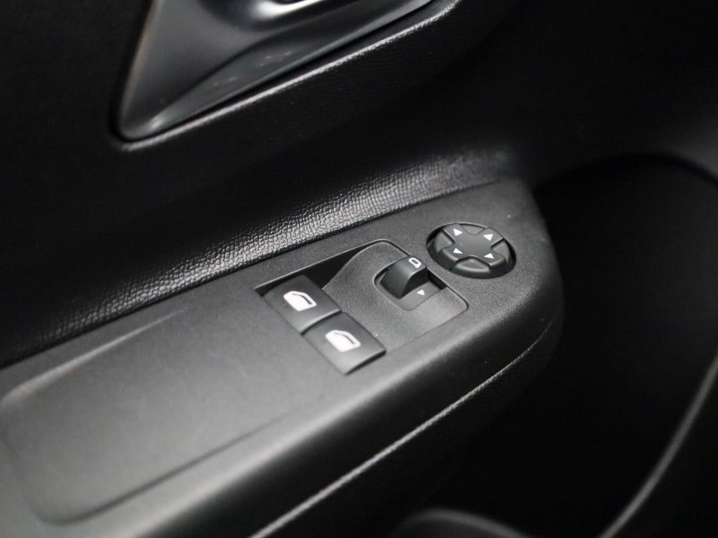 Opel Corsa 1.2 edition | camera | apple carplay/android auto | airco
