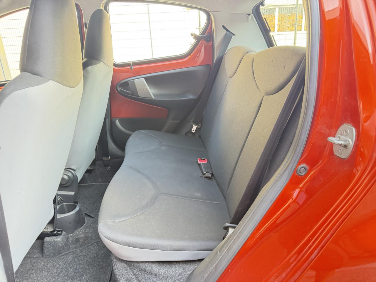 Toyota Aygo 1.0 12V Vvt-i 5DRS 2013 Dynamic Orange Airco Apk