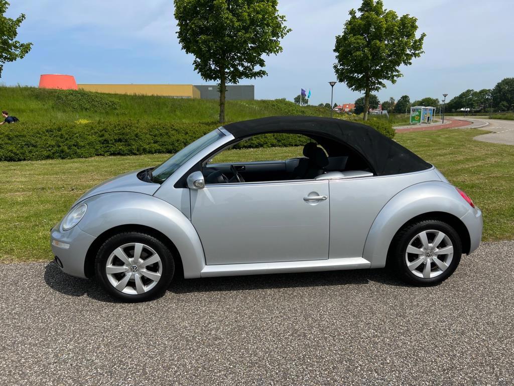 Volkswagen New Beetle cabriolet 2.0 trendline
