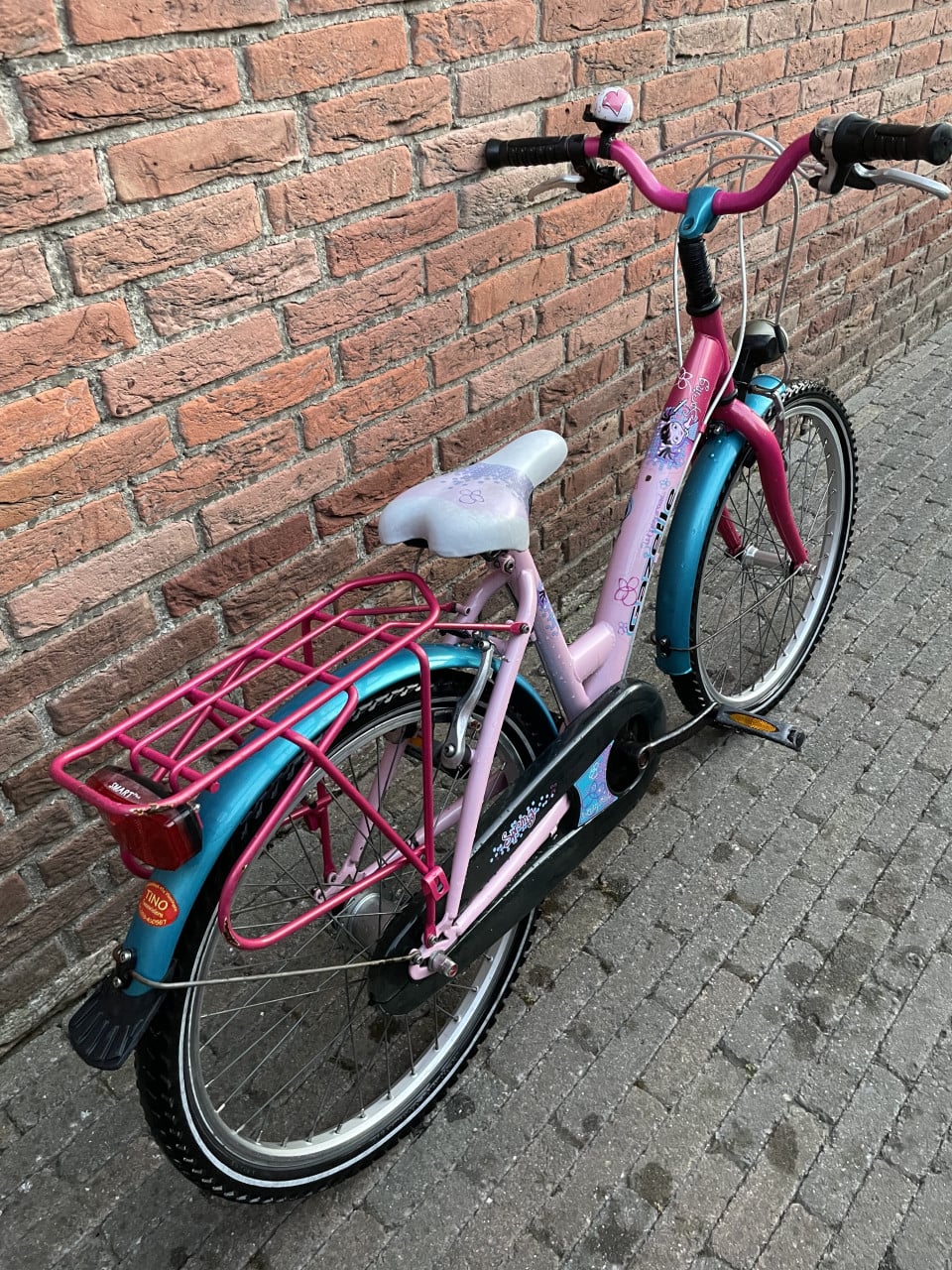 Gazelle Spring 22 inch. Meisjesfiets. 3 versnellingen.