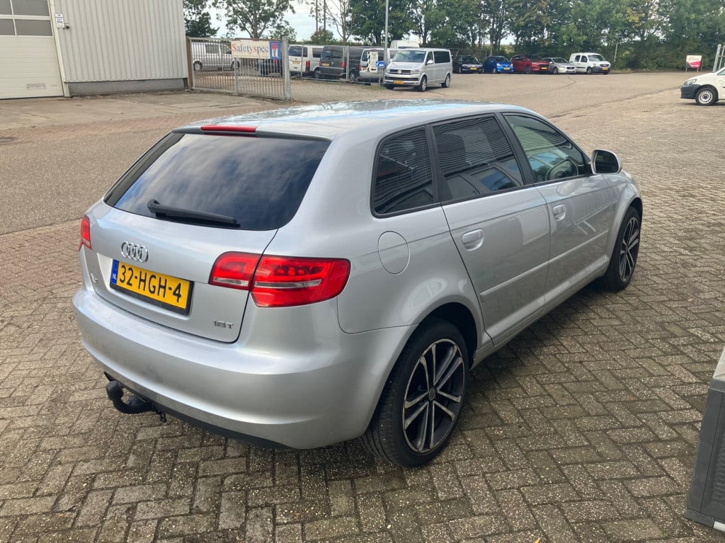 Audi A3 sportback 1.8 tfsi attraction business edition