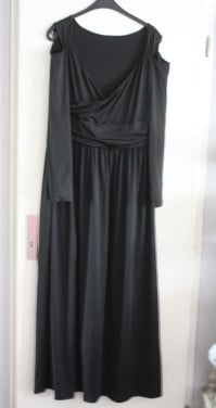 Zwarte jurk met open schouders  maat 3xl
