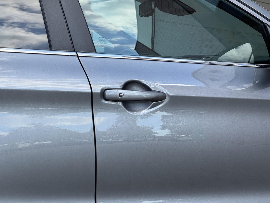 Nissan Qashqai 1.2 tekna + trekhaak, bose audio + nappa leder