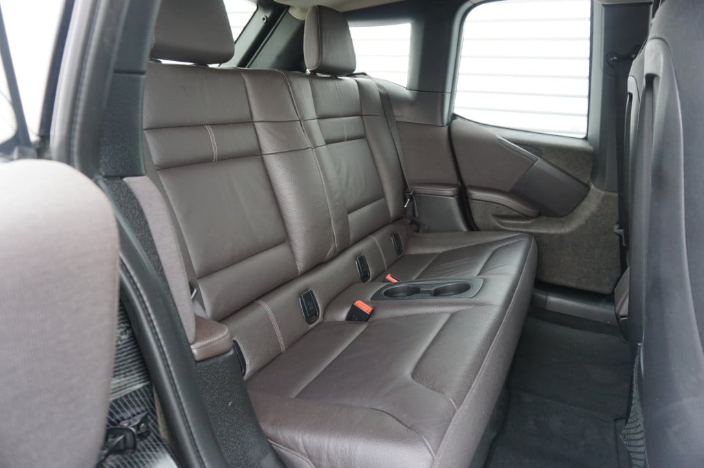 BMW I3 basis comfort 22 kwh 1e eigenaar - automaat - airco / navi / cruise