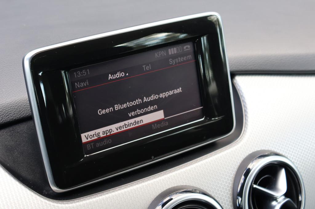 Mercedes-Benz B-Klasse 200 sport pakket | becker map pilot | half leder | c