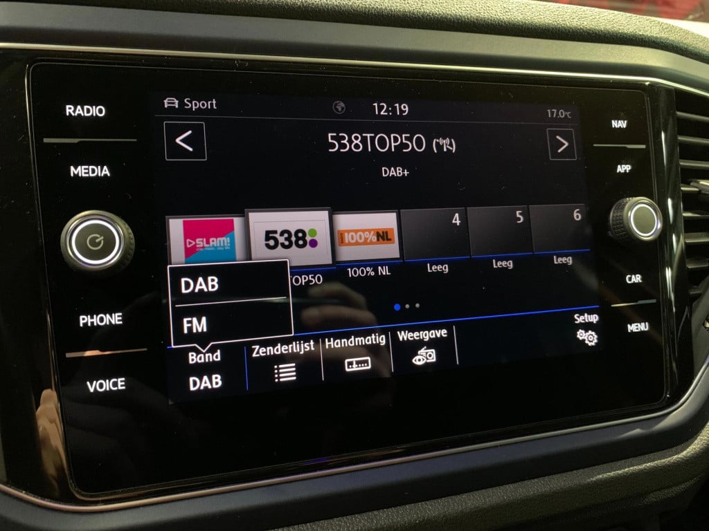 Volkswagen T-roc 1.5 tsi sport business r *led*app-connect*