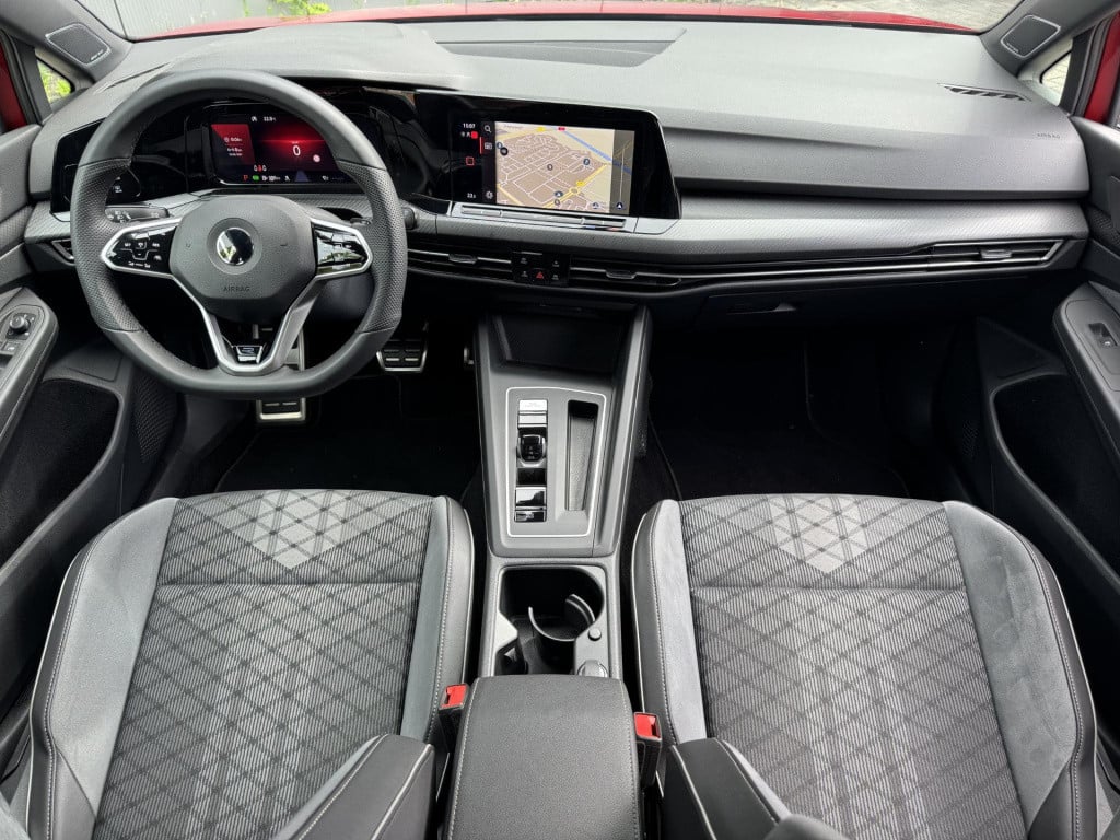Volkswagen Golf 1.5 etsi r-line nl-auto! | panoramadak | harman/kardon | sp