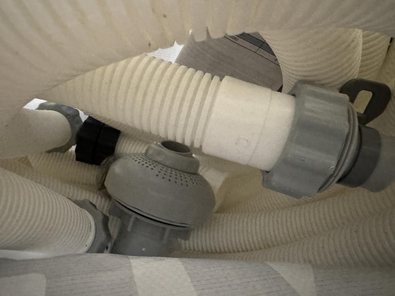 Intex Zandfilterpomp (4M3 per uur, voor zwembaden tot 20M3)