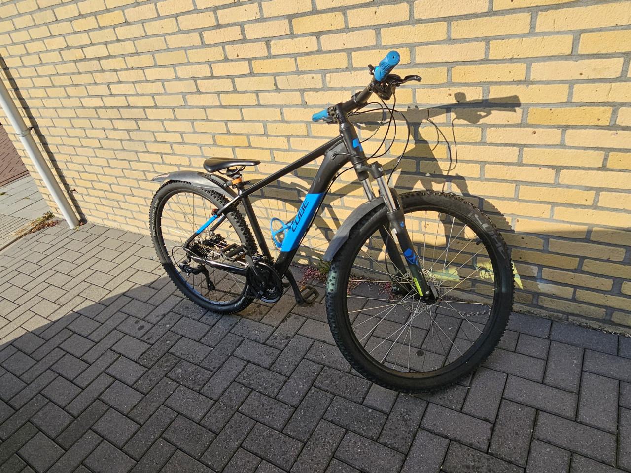 Cube mountainbike 27,5 inch ong 9 t.m 12 jaar
