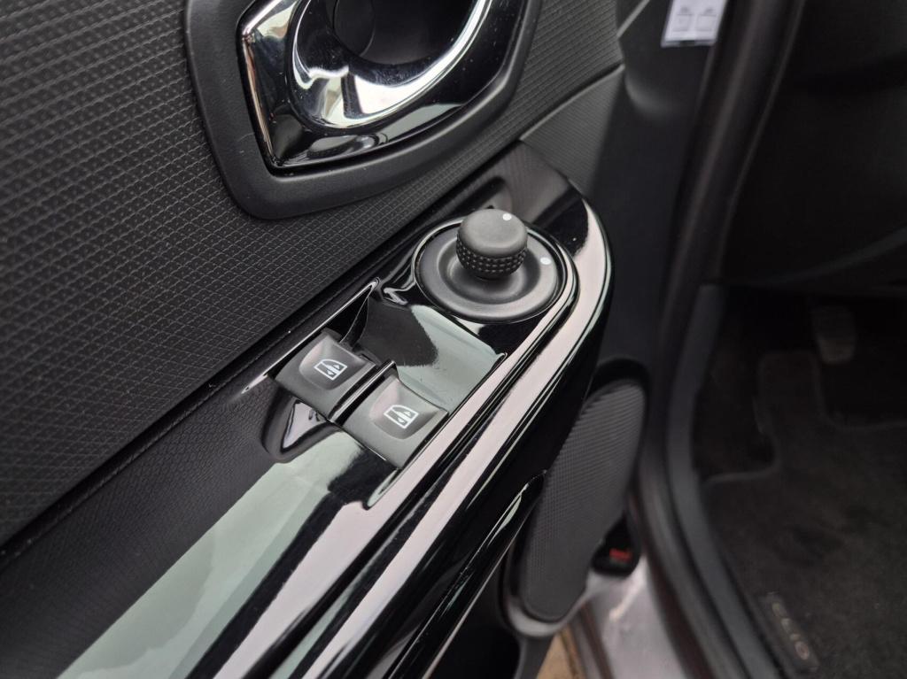 Renault Clio 0.9 tce expression / origineel nl / airco / cruisecontrol