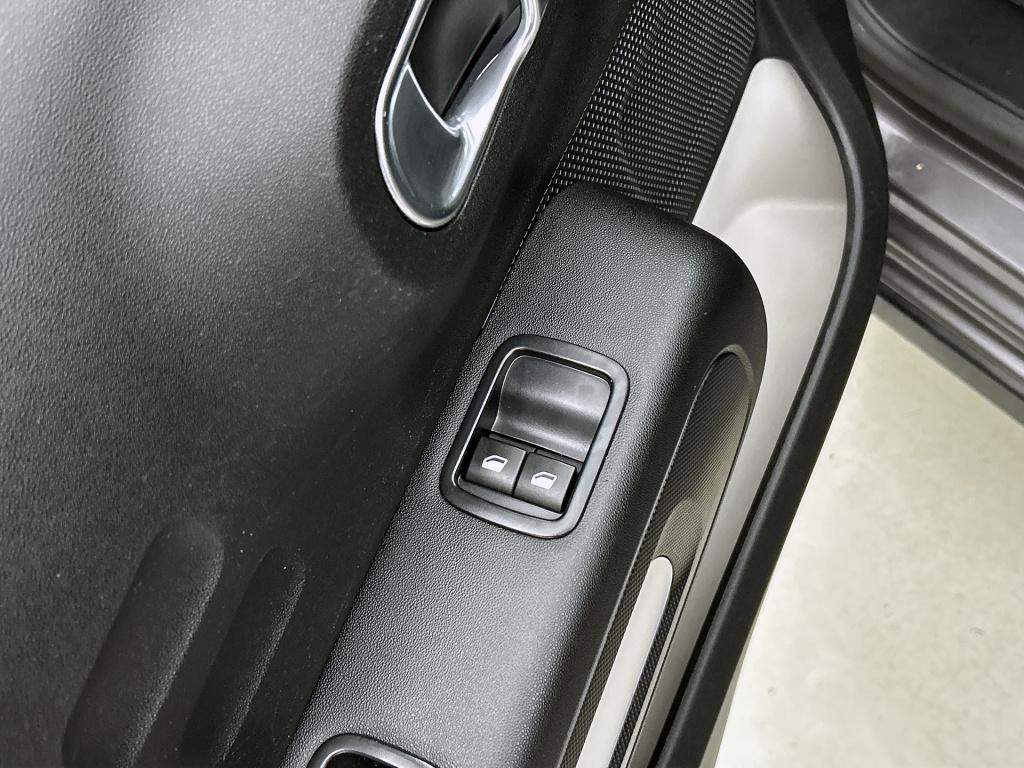 Citroen C3 82 pk feel edition | rijklaar navigatie | parkeersensoren |