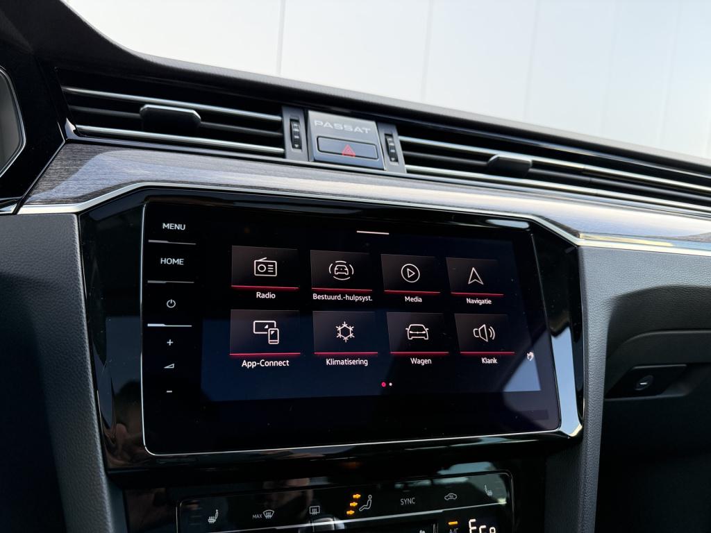 Volkswagen Passat variant 1.4 tsi phev 218pk gte | pano | dynaudio | trekha