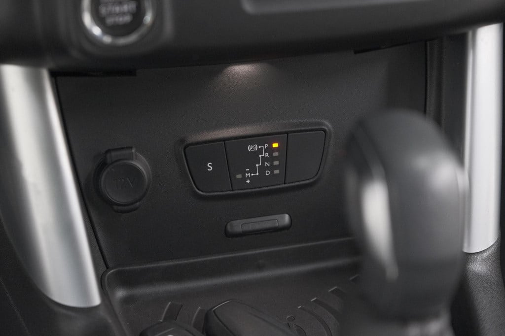 Citroen C3 Aircross puretech 130 eat6 s&s shine | trekhaak | camera | panor