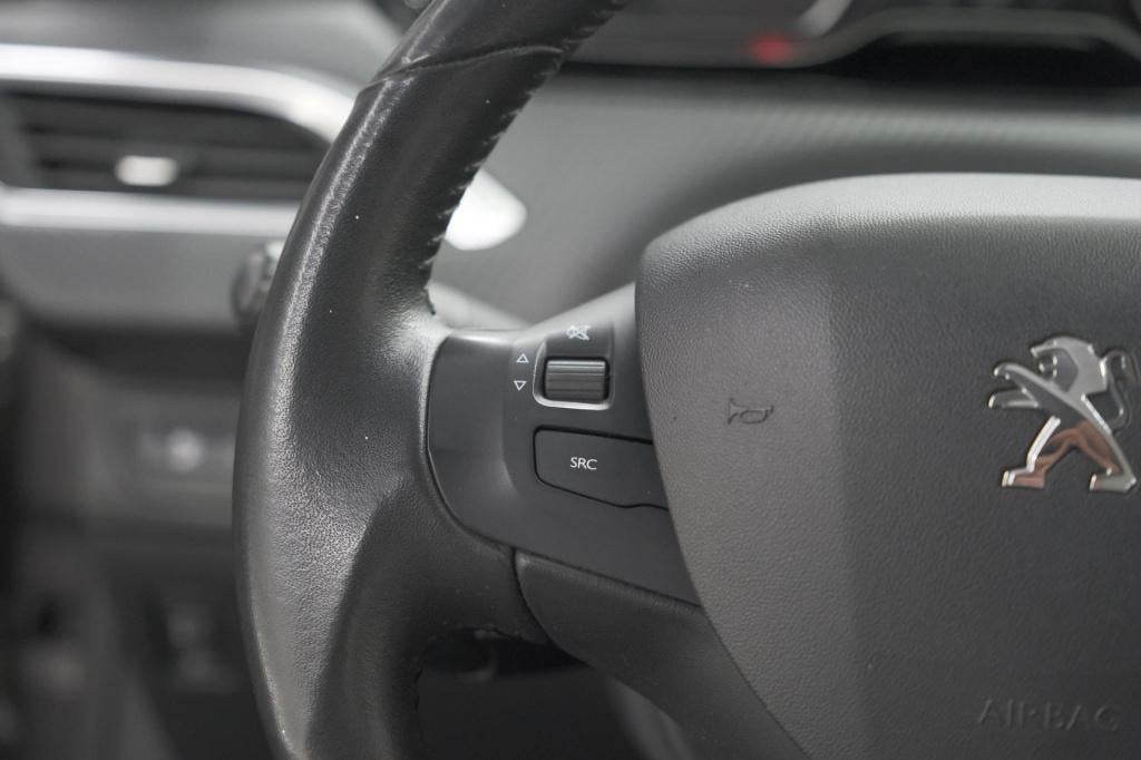 Peugeot 208 puretech 82 signature | parkeersensoren | apple carplay | navig