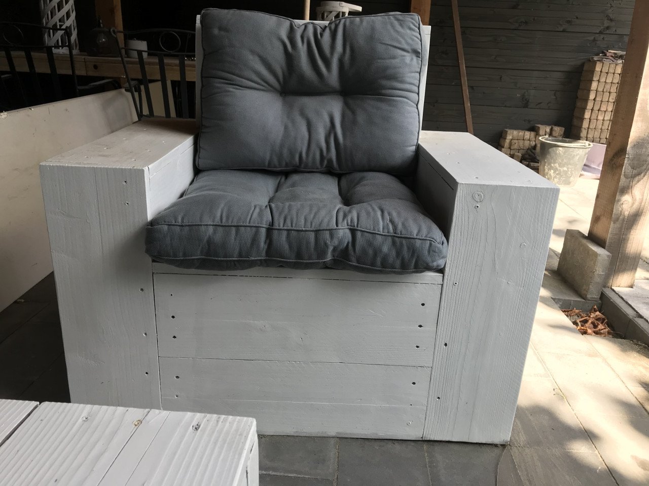 Loungeset van Douglashout, wit geverfd.