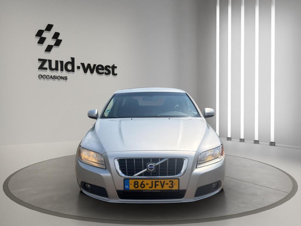 Volvo V70 2.4d limited edition leder airco