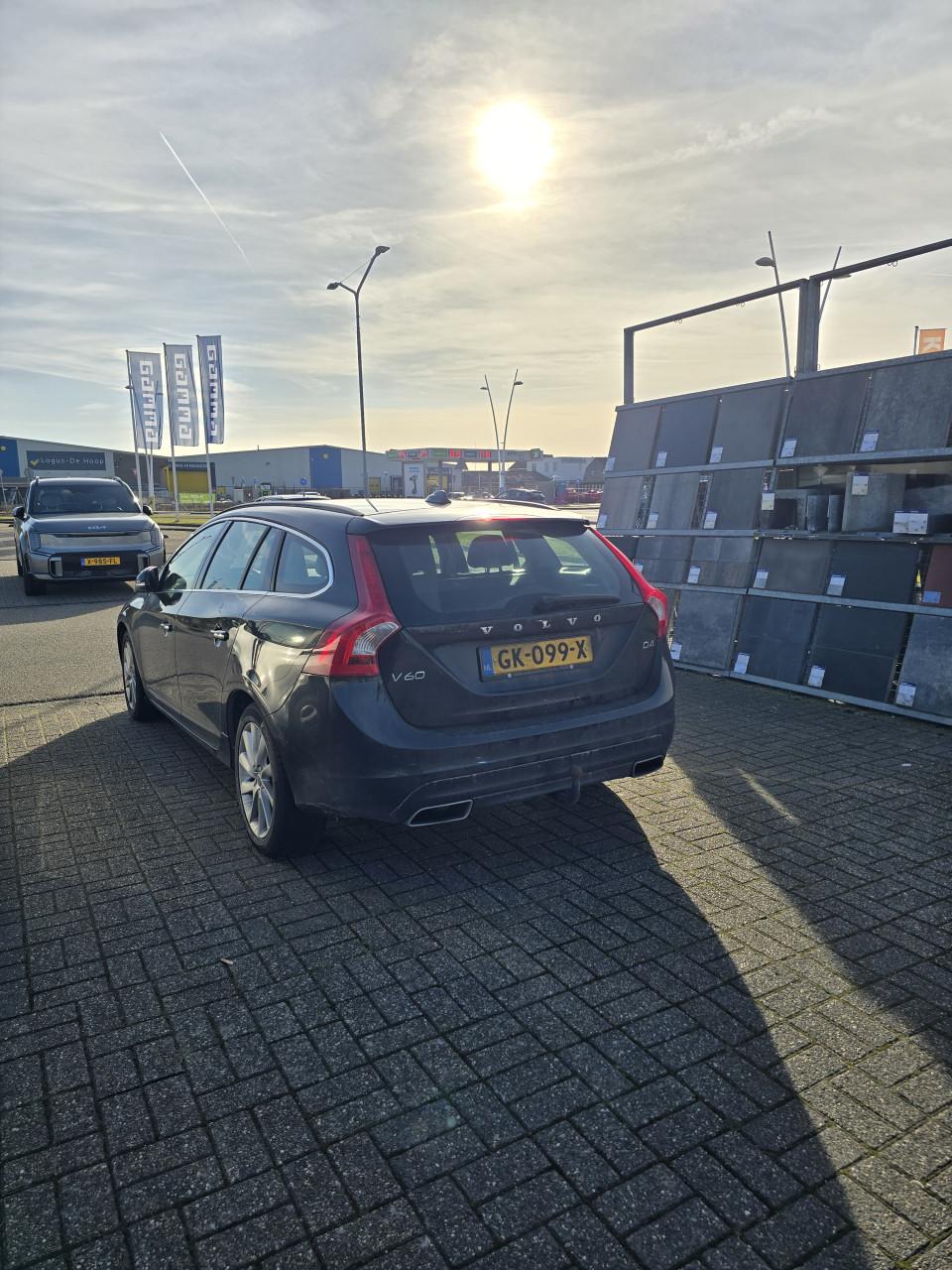 Volvo V60 D4 2015