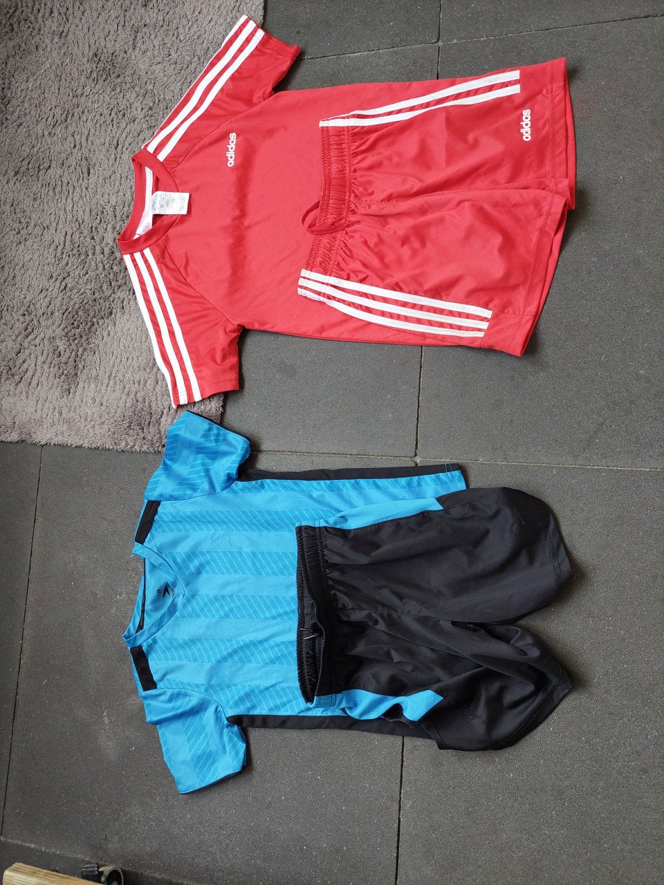 Te koop Zgan 8 jongens T shirts