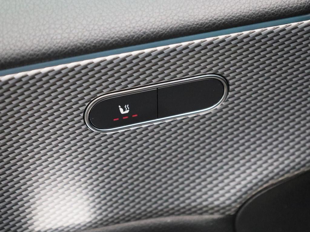 Mercedes-Benz A-Klasse 180 business solution luxury | automaat | apple carp