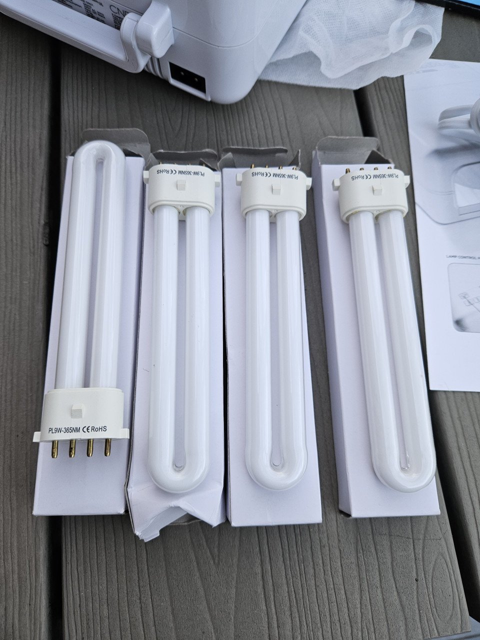 Goed werkende CND UV LAMP voor SHELLAC en BRISA (Lite) gellak....