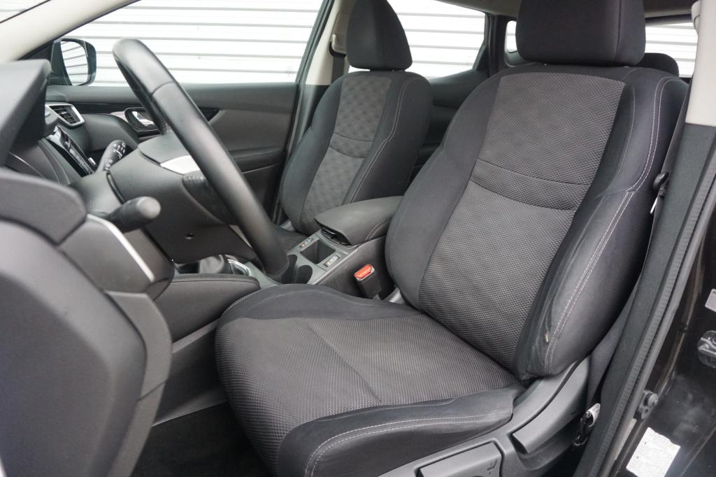 Nissan Qashqai 1.2 acenta climate / navi / cruise / camera / parkeers. / tr