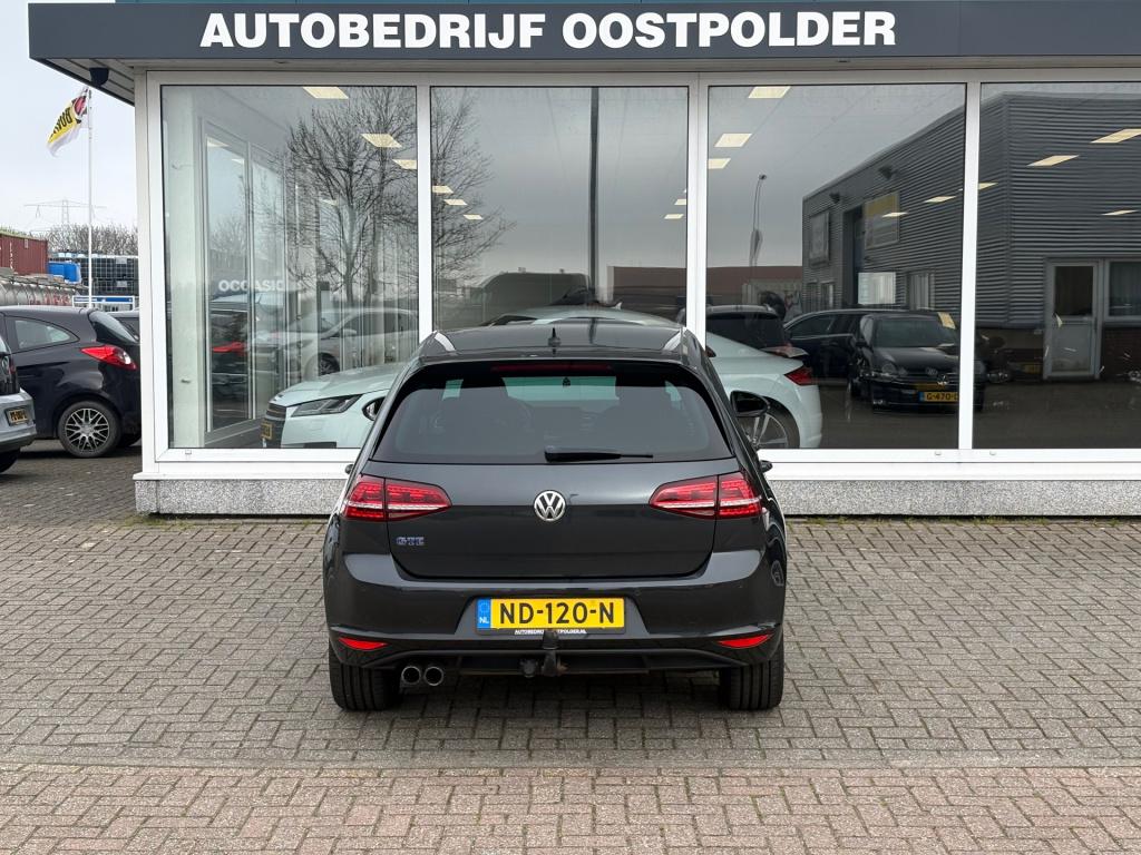 Volkswagen Golf 1.4 tsi gte connected series