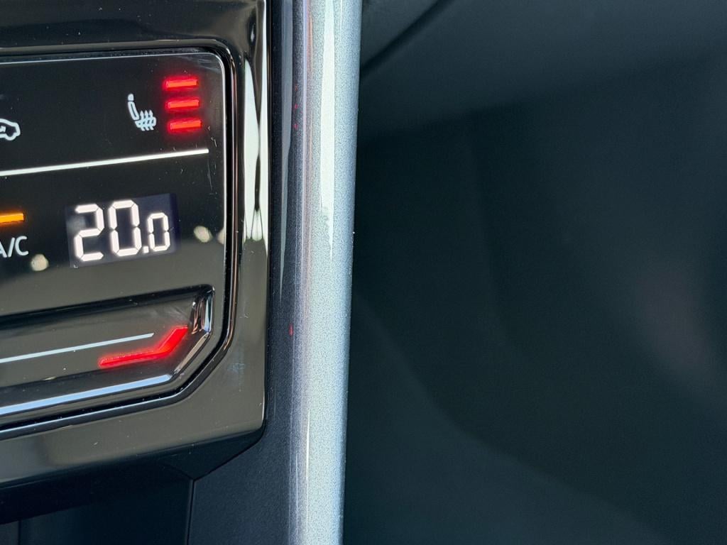 Volkswagen T-roc 1.5 tsi 150pk dsg style | navigatie | standkachel | camera