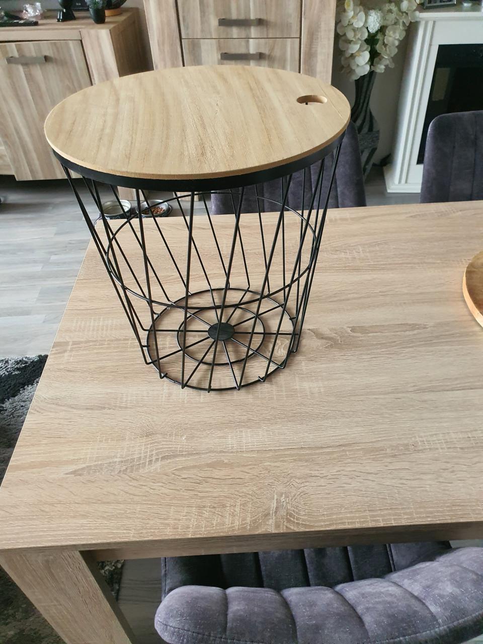 Te koop bijzettafeltje
