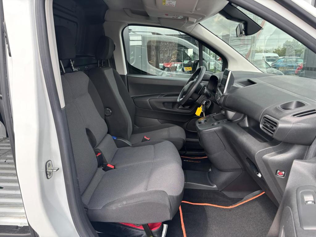 Toyota Proace city long 1.5 d-4d 130pk runner , trekhaak