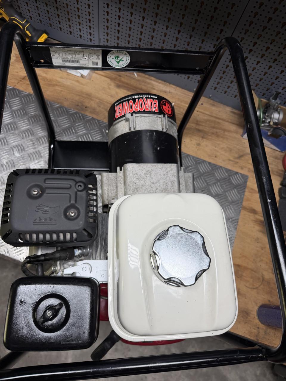 Generator aggregaat Honda Europower EP3300 noodstroom