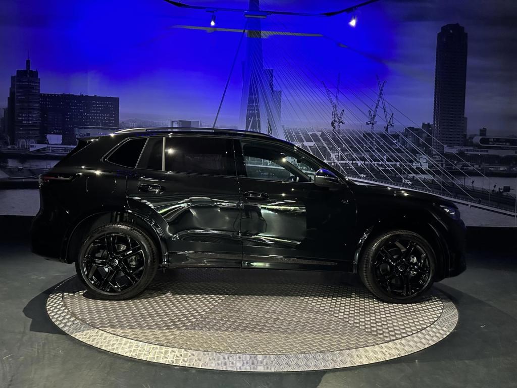 Volkswagen Tiguan 1.5 ehybrid r-line edition *leder*memory*blackstyle*trekh