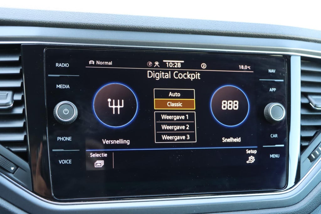 Volkswagen T-roc cabrio 1.5 tsi r-line 150pk dsg7