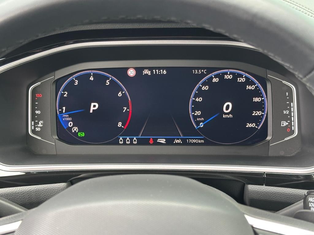 Volkswagen T-roc 1.5 tsi 150pk dsg r-line | camera | keyless | elek. achter