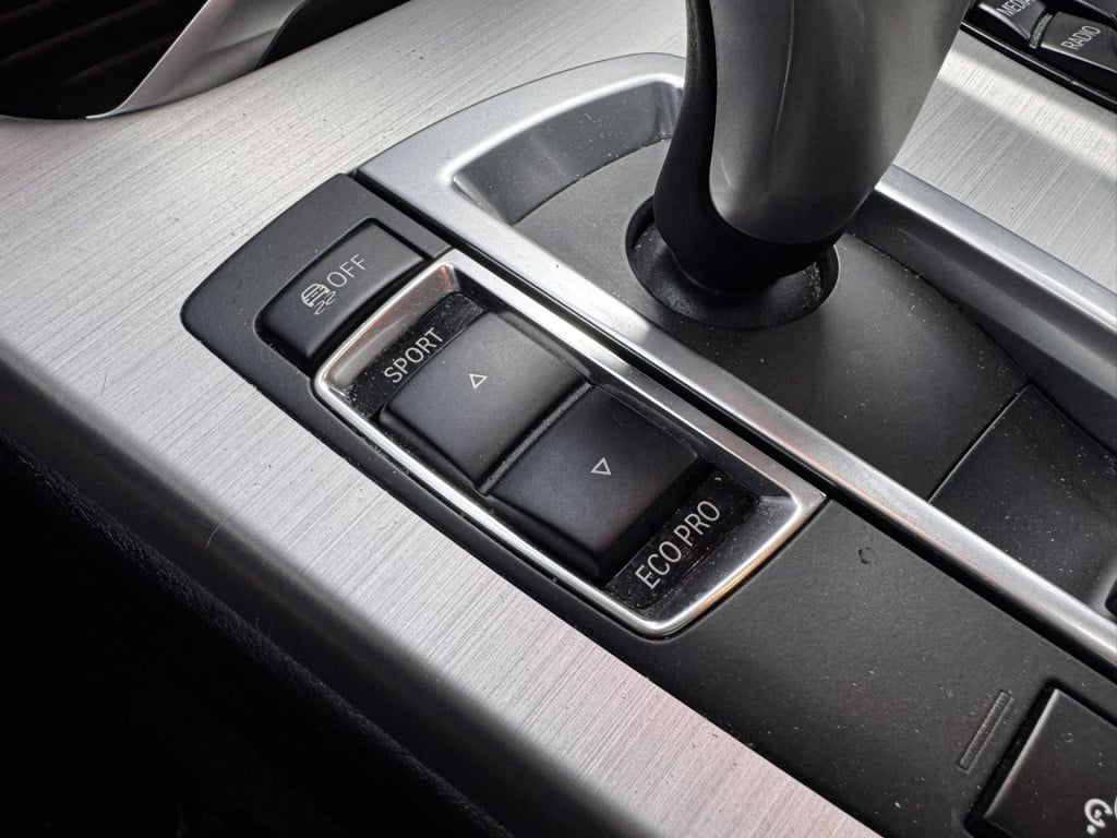 BMW X3 xdrive20i high executive | m-pakket | 19'' lmv | pano | camera
