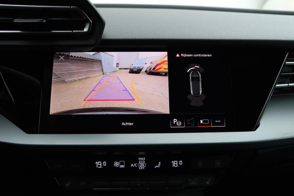 Audi A3 sportback 40 tfsi e s edition 204pk s-tronic