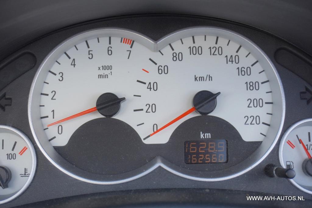 Opel Tigra twintop 1.4-16v temptation