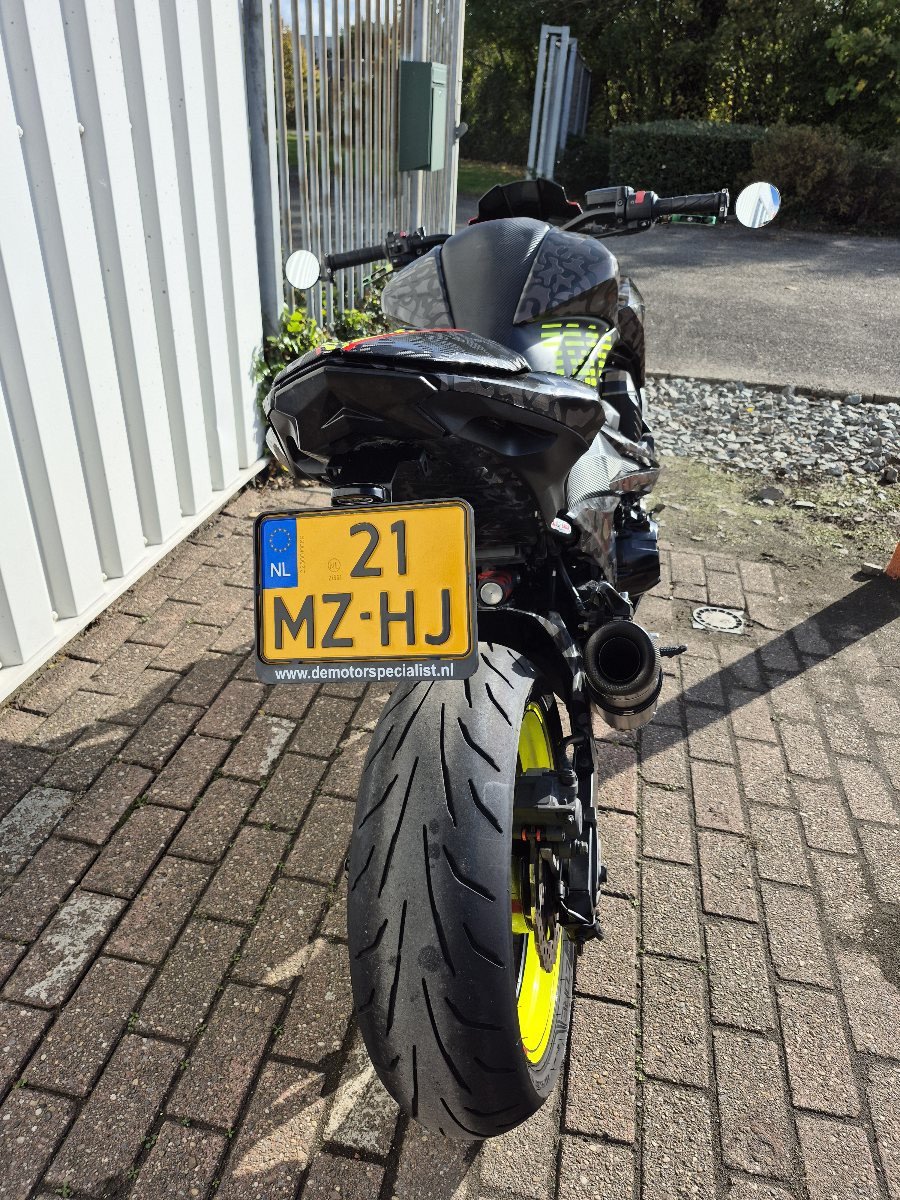 Kawasaki Z800 Performance uit 2015, boordevol extra's
