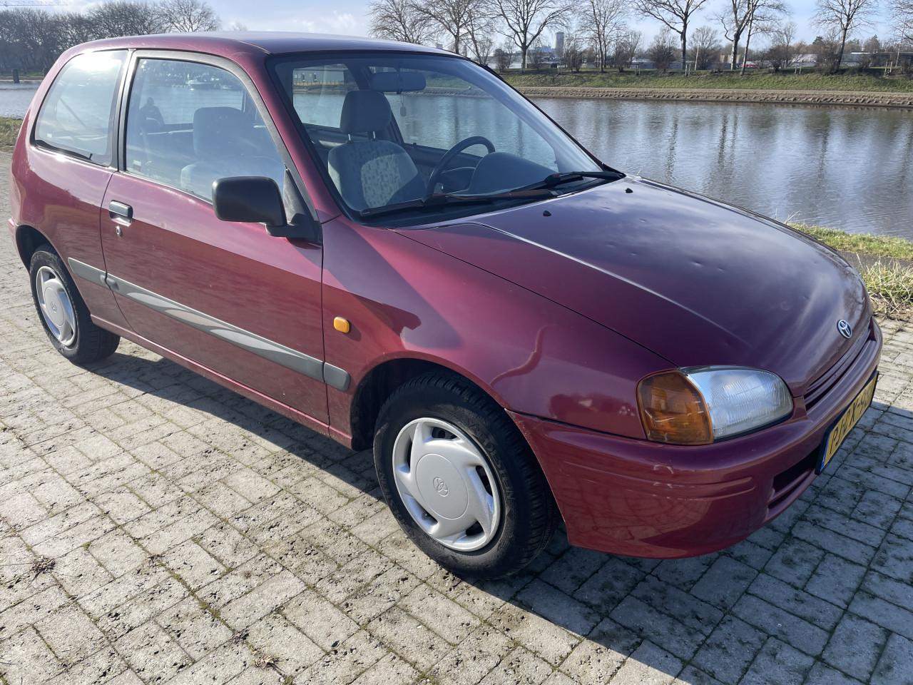 Toyota starlet 1.3 118000 km