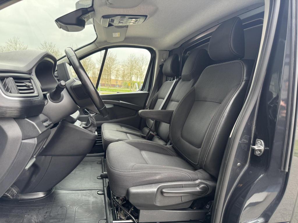 Nissan Primastar 2.0 dci 170 l2h1 n-connecta automaat prijs is ex. btw!