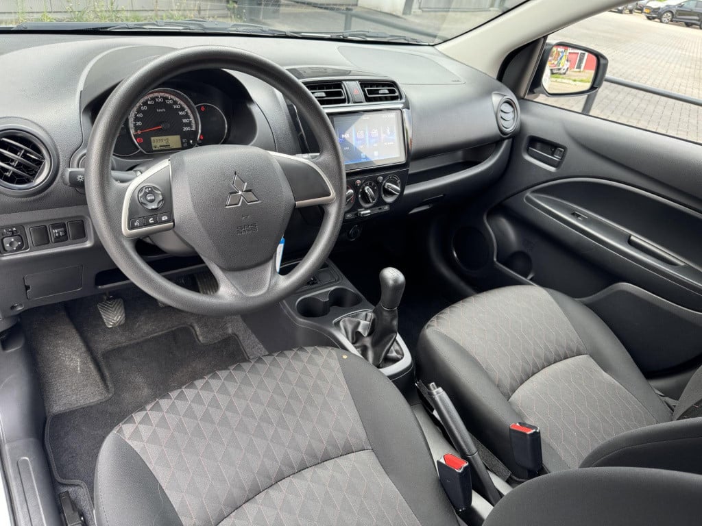 Mitsubishi Space Star 1.2 connect+